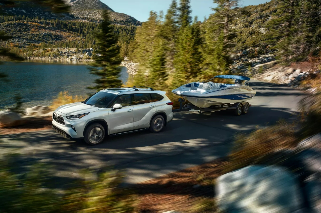 2023 Toyota Highlander Hybrid Towing Capacity